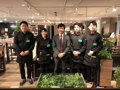 株式会社ニトリホールディングス_07_社員